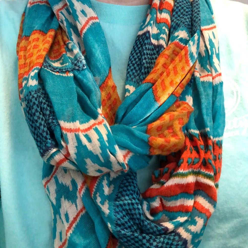 Infinity scarf